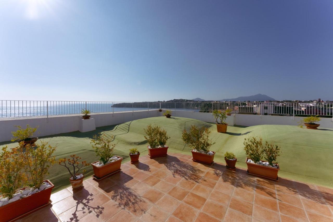 Torretta Corricella- Punta Pizzaco Procida